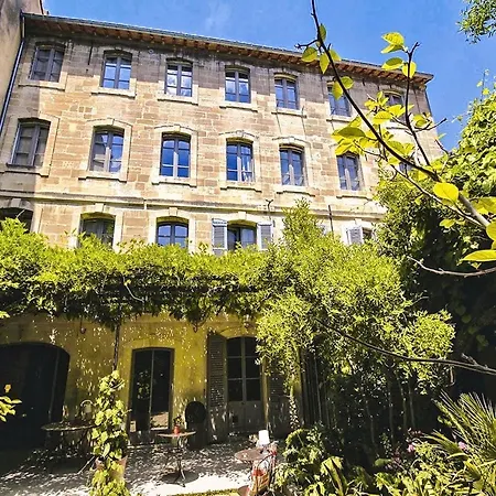 Les Jardins De Baracane Guest house