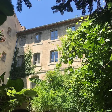Les Jardins De Baracane Guest house Avignon